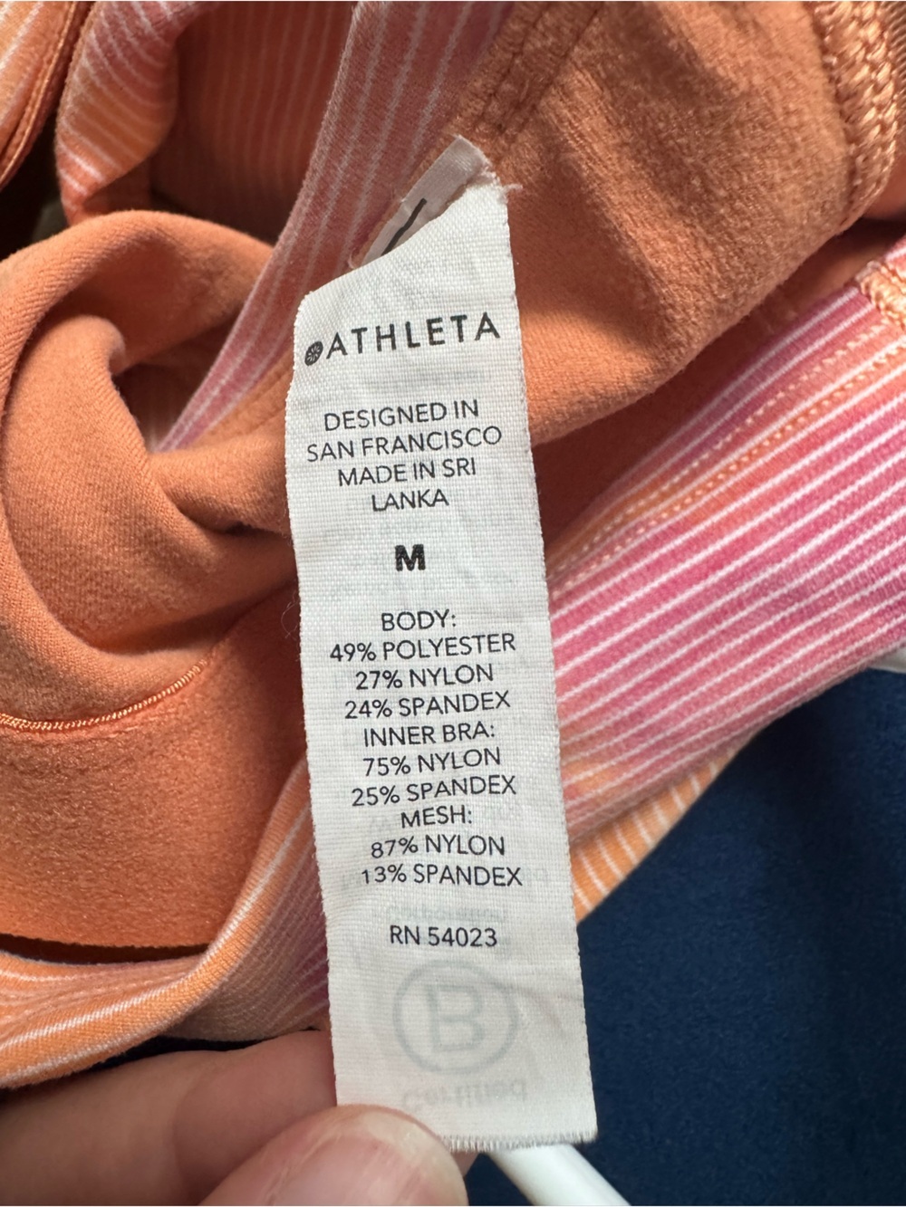 ATHLETA Conscious Crop Tie Dye M - Picture 5 of 12